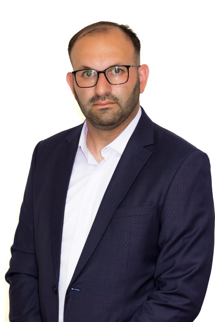 Nikola Knez